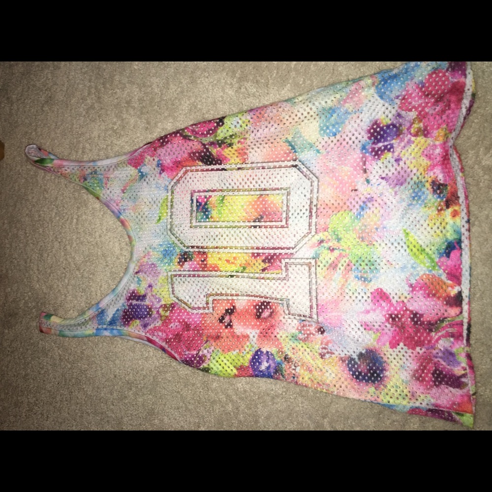 Muscle tee